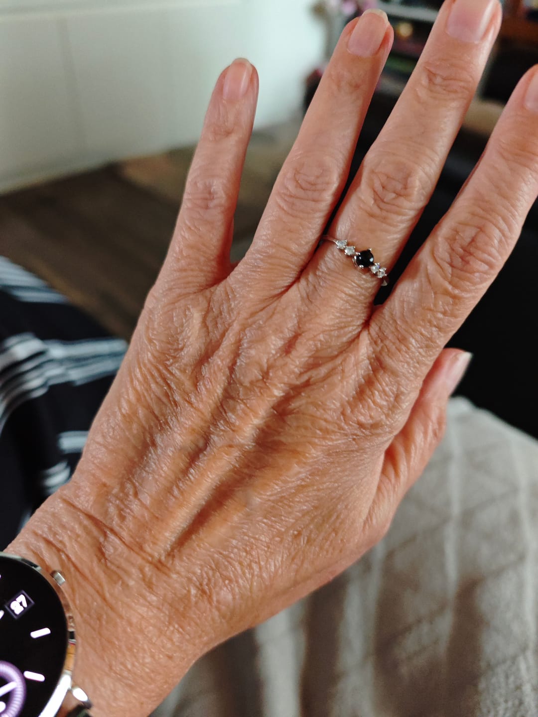 Customer photo review of Obsidian Ring - Perlenschliff rund
