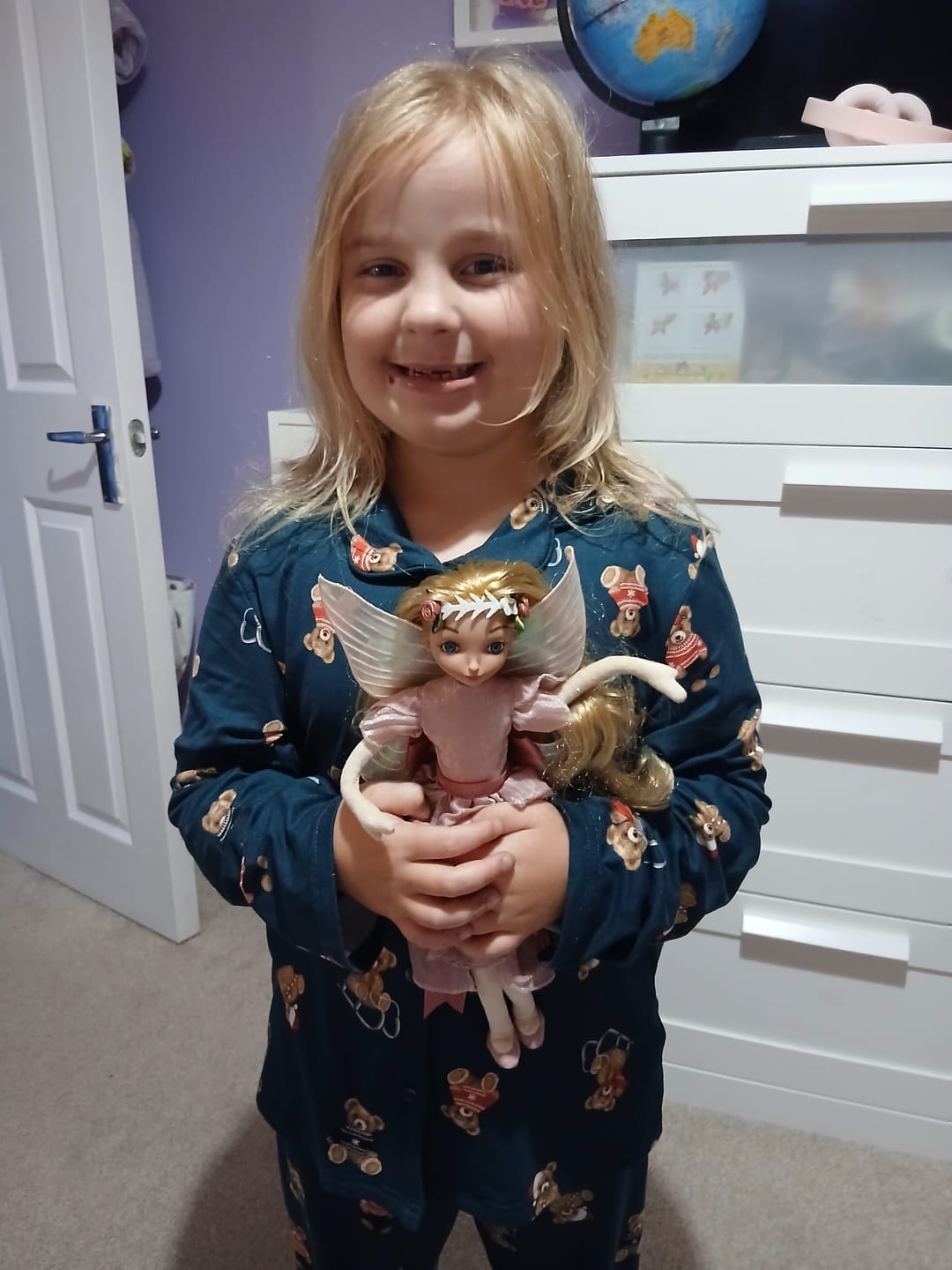 Customer photo review of My Forever Tooth Fairy Gift Set -Girl - Includes Storybook, Tooth Fairy Doll, Tooth Tote & Dis'Play' Keepsake Case - FREE Pre-order Gift My Forever Tooth Fairy Frame and Bookmark