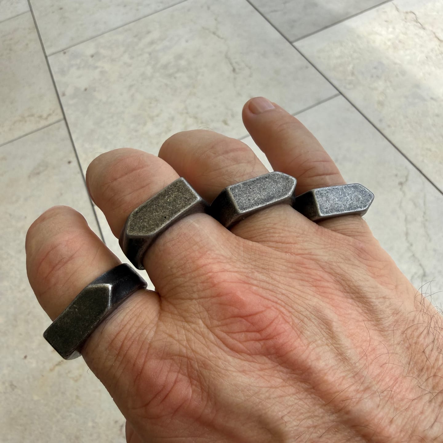 Customer photo review of ARROW. - GRAY