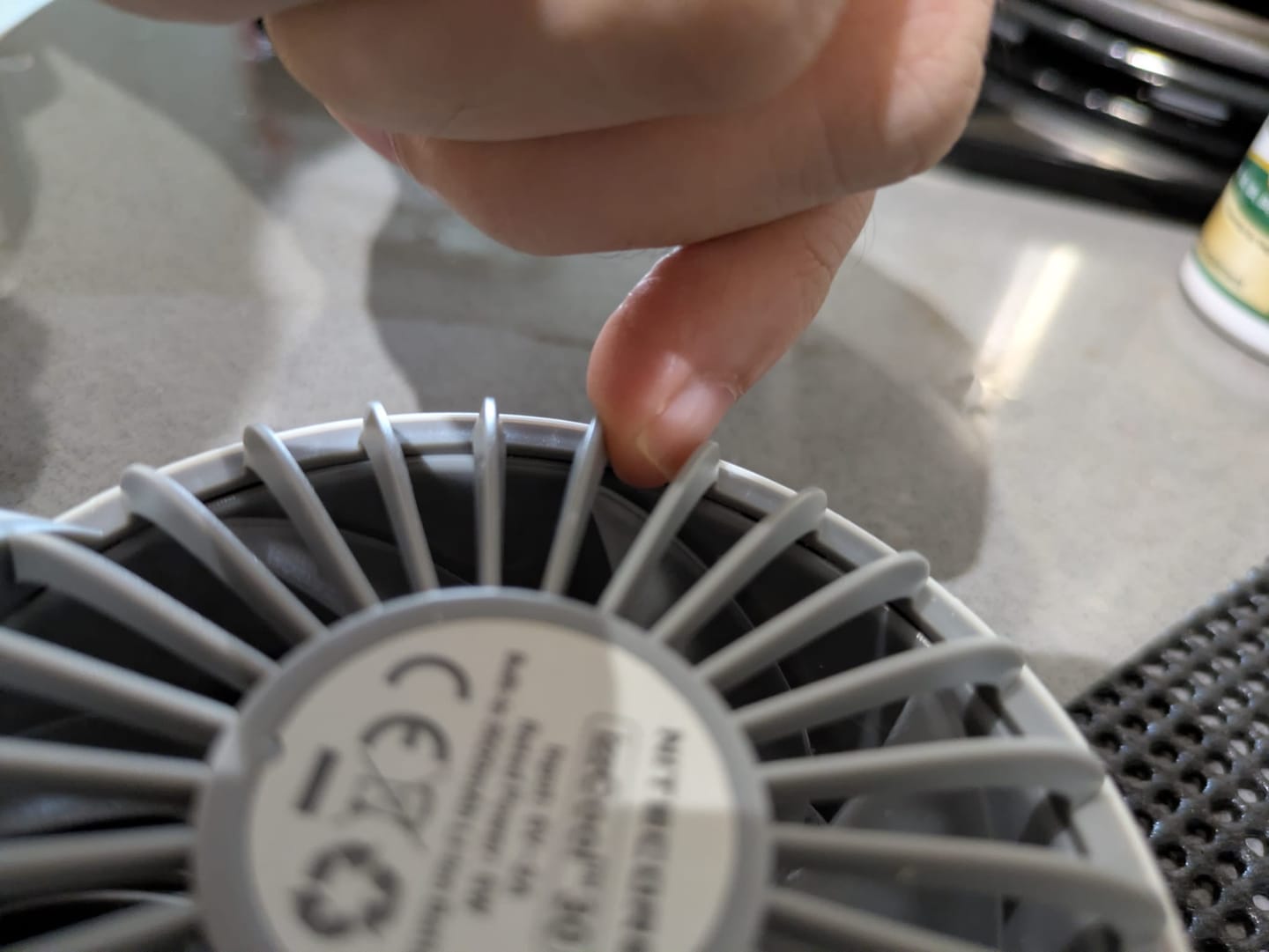 Customer photo review of izzCool 30 (White) - Foldable Air Conditioner Fan (3,500mAh)