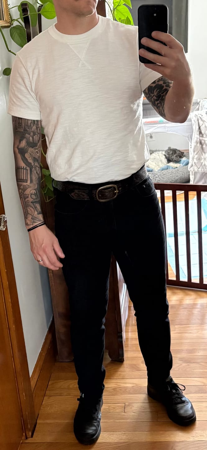 Customer photo review of 10.5 oz Cotton Tubular Gusset T-Shirt - Black