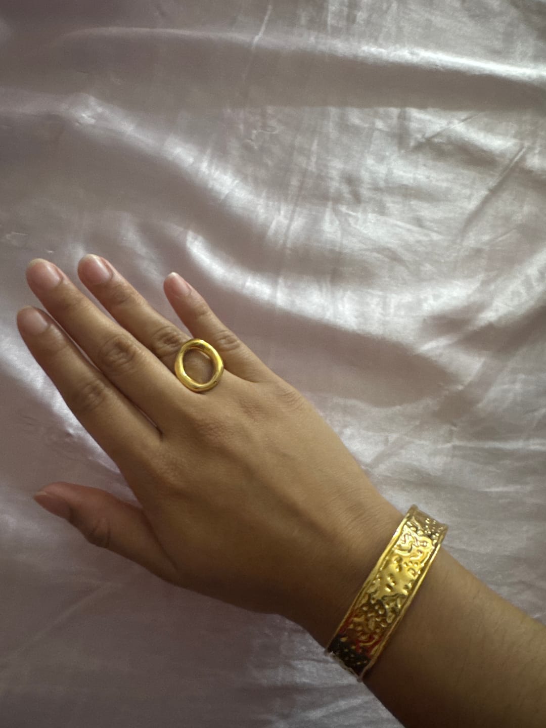 Customer photo review of Vina Melted Gold Ring