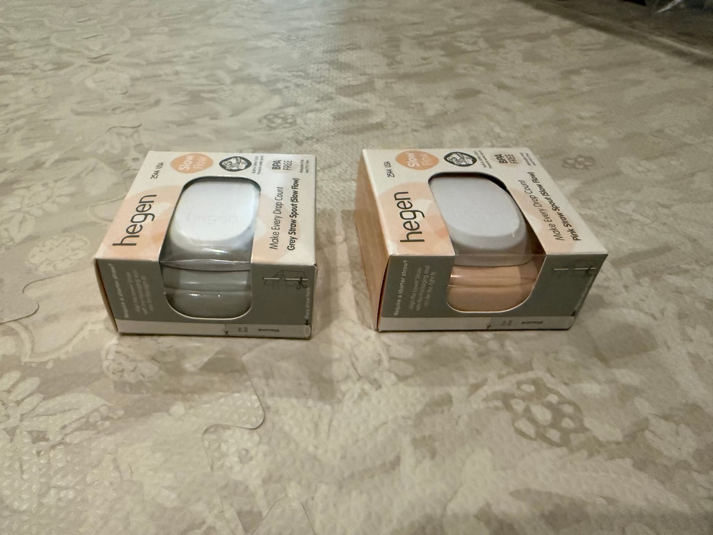 Customer photo review of Hegen PCTO™ Straw Spout Grey (Slow Flow) - 6 months and above (Only for 8oz/240ml)