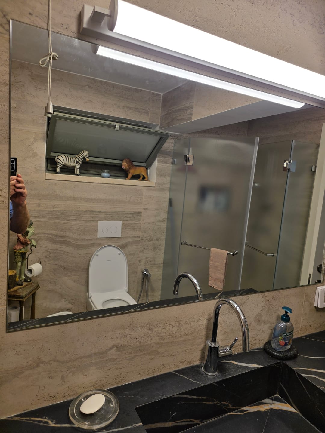 Customer photo review of מראה ללא מסגרת לפי מידה