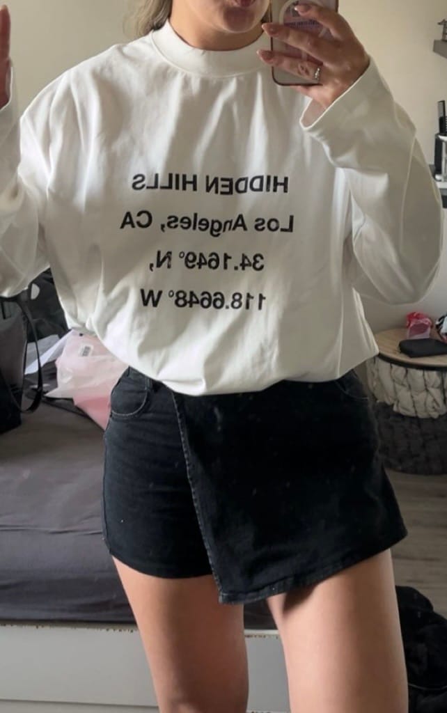 Customer photo review of VINTAGE LOGO LONGSLEEVE T-SHIRT WHITE