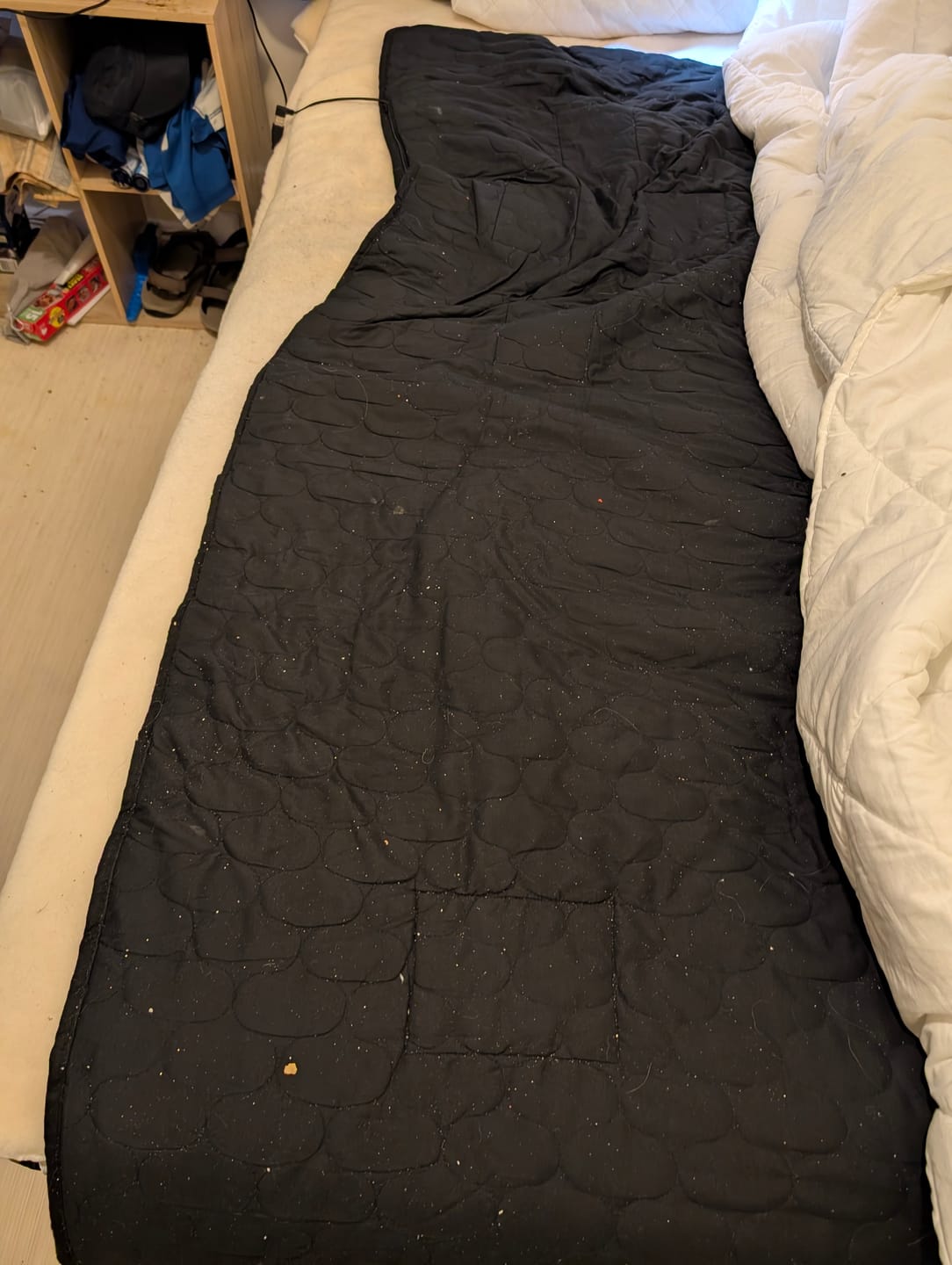 Customer photo review of USB Heated Sleeping Mat – 5-Zone Camping Mattress Pad (78" x 24")