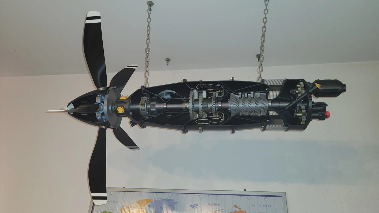 Customer photo review of PT6E Turboprop Engine - E02