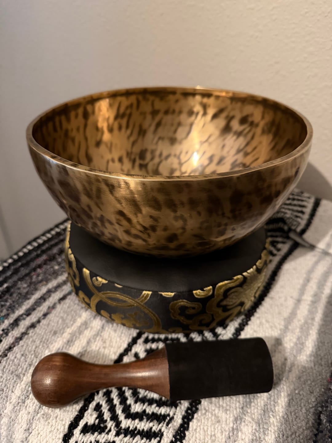 Customer photo review of Monette: Jambati Tibetan Singing Bowl HW897 - 9 3/4", C3 & G4.
