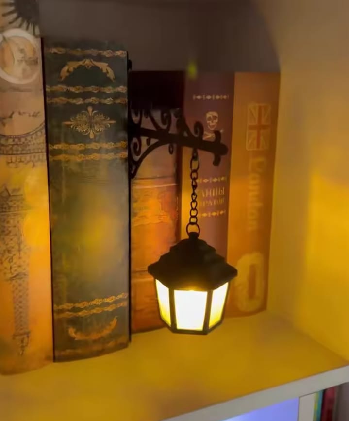 Customer photo review of Lámpara LED decorativa para estantería
