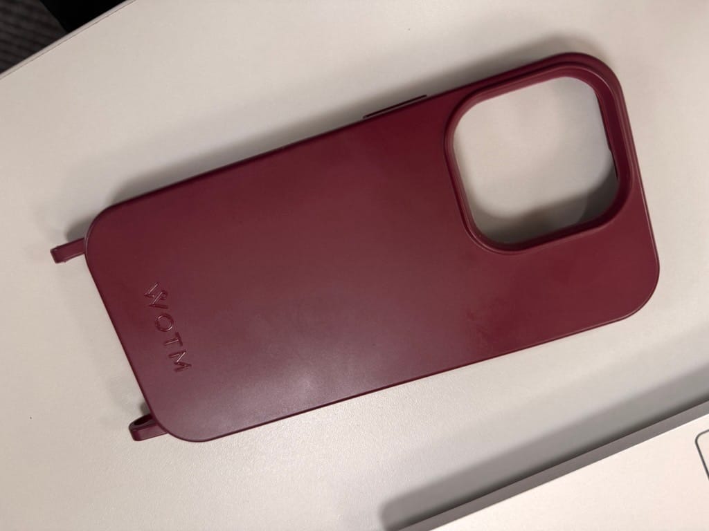 Customer photo review of iPhone Magsafe Merlot