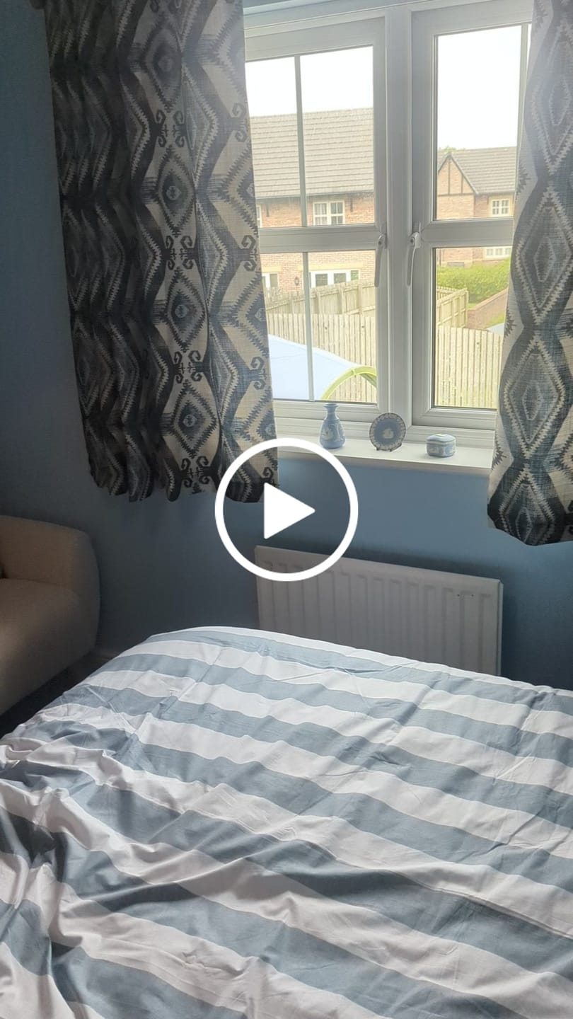 Customer video review of Extra Large Santa Cruz Cushion - Indego