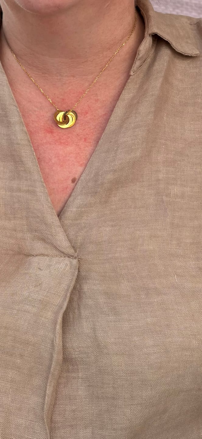Customer photo review of Collar Amity - Personalizado