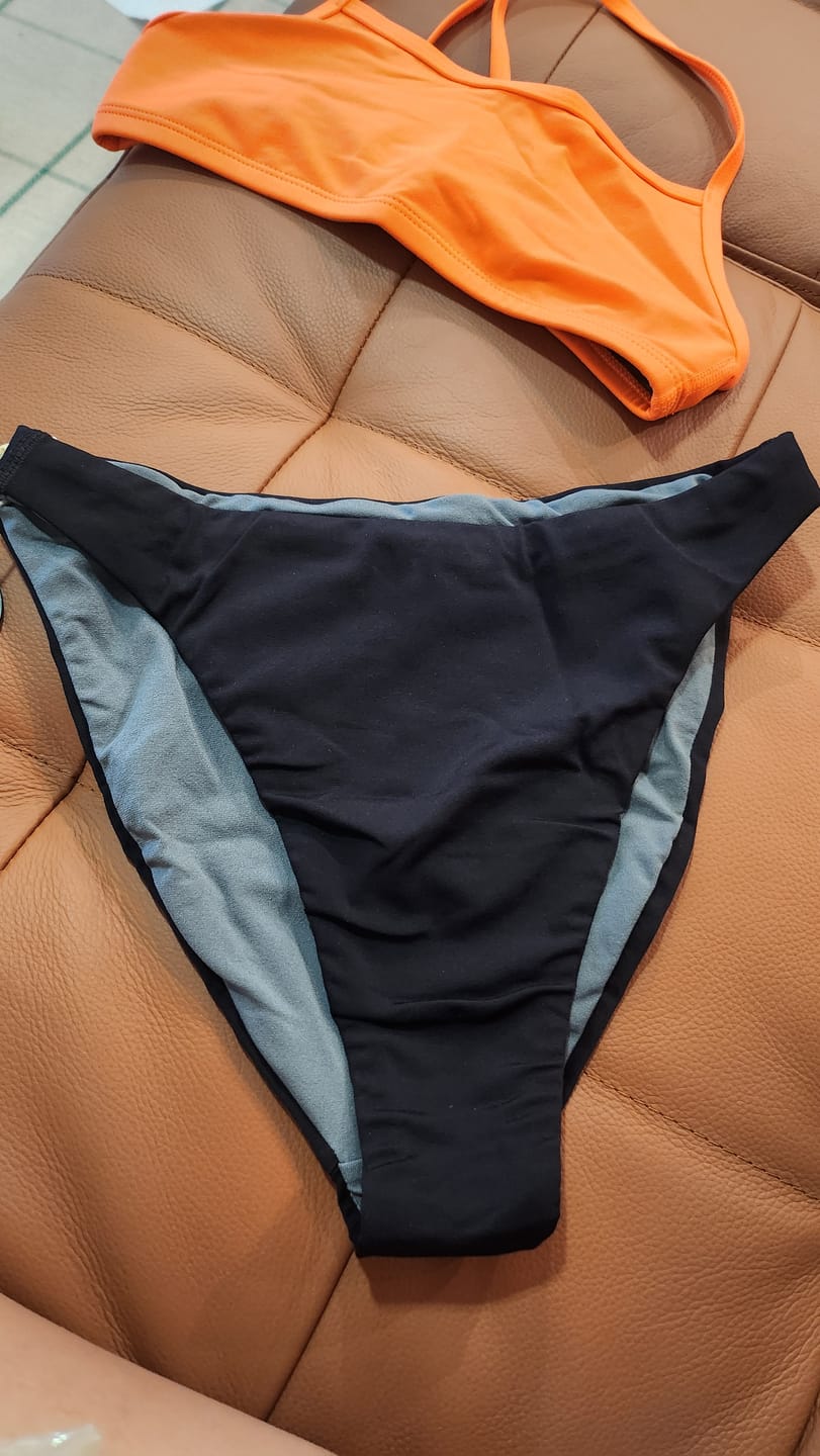 Customer photo review of TAHITI BOTTOM - Black