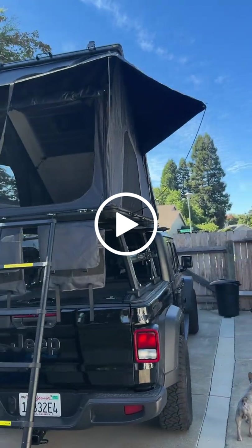 Customer video review of OPENROAD Aluminum Hard Shell Roof Top Tent - EdgeRoof Series