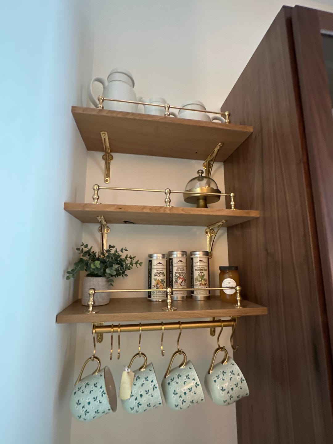 Customer photo review of Arched Shelf Bracket - Unlacquered Polished Brass