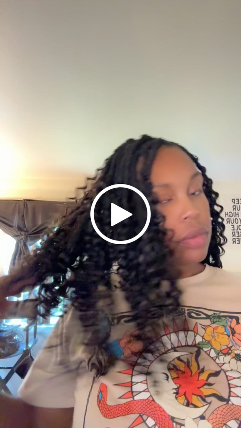 Customer video review of Human Crochet Hair Water Wave For Miracle Knots