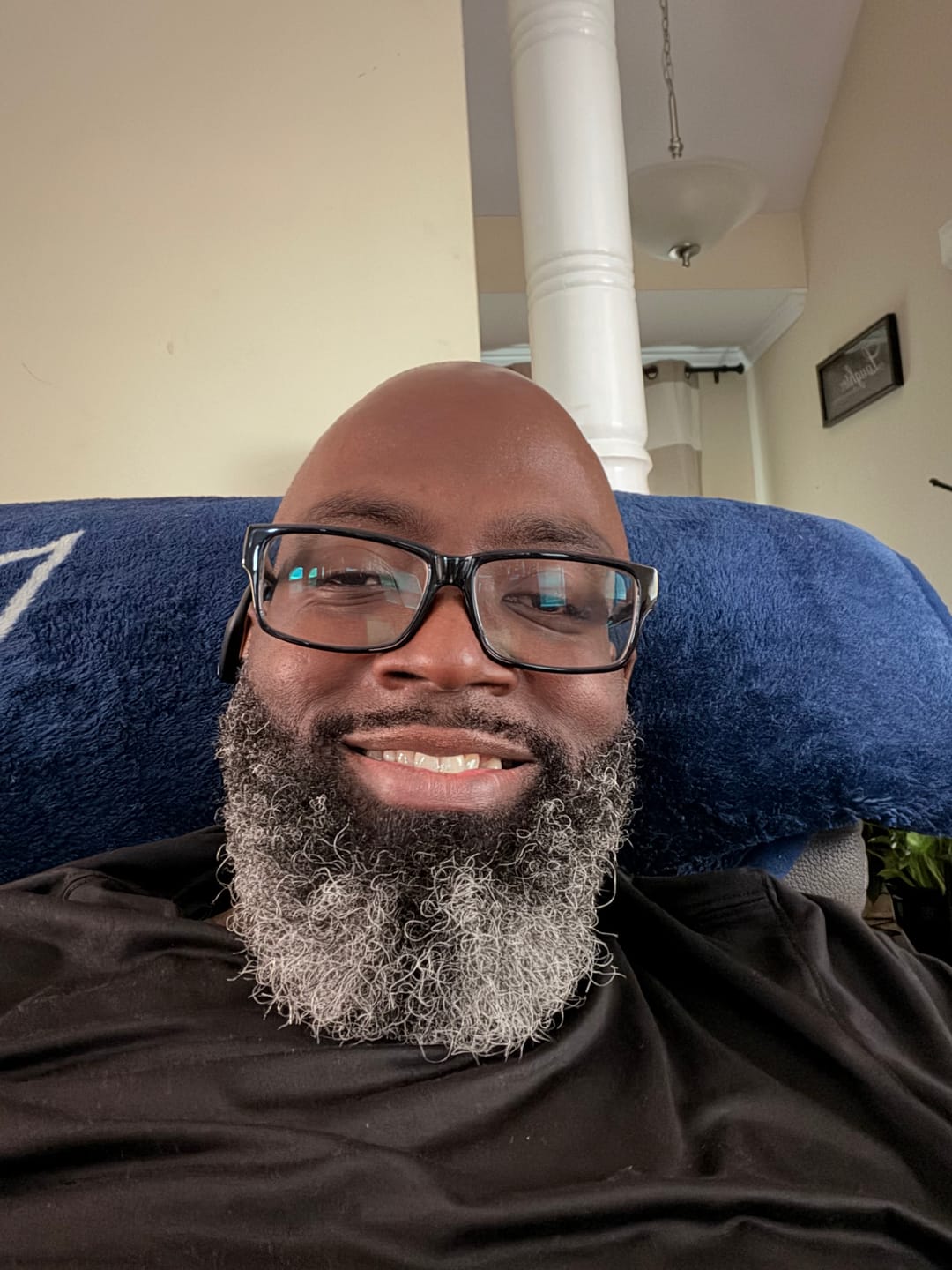 Customer photo review of Men’s Healthy Hair & Beard Starter Kit
