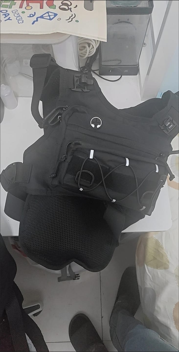 Customer photo review of HydraRunner™ Vest