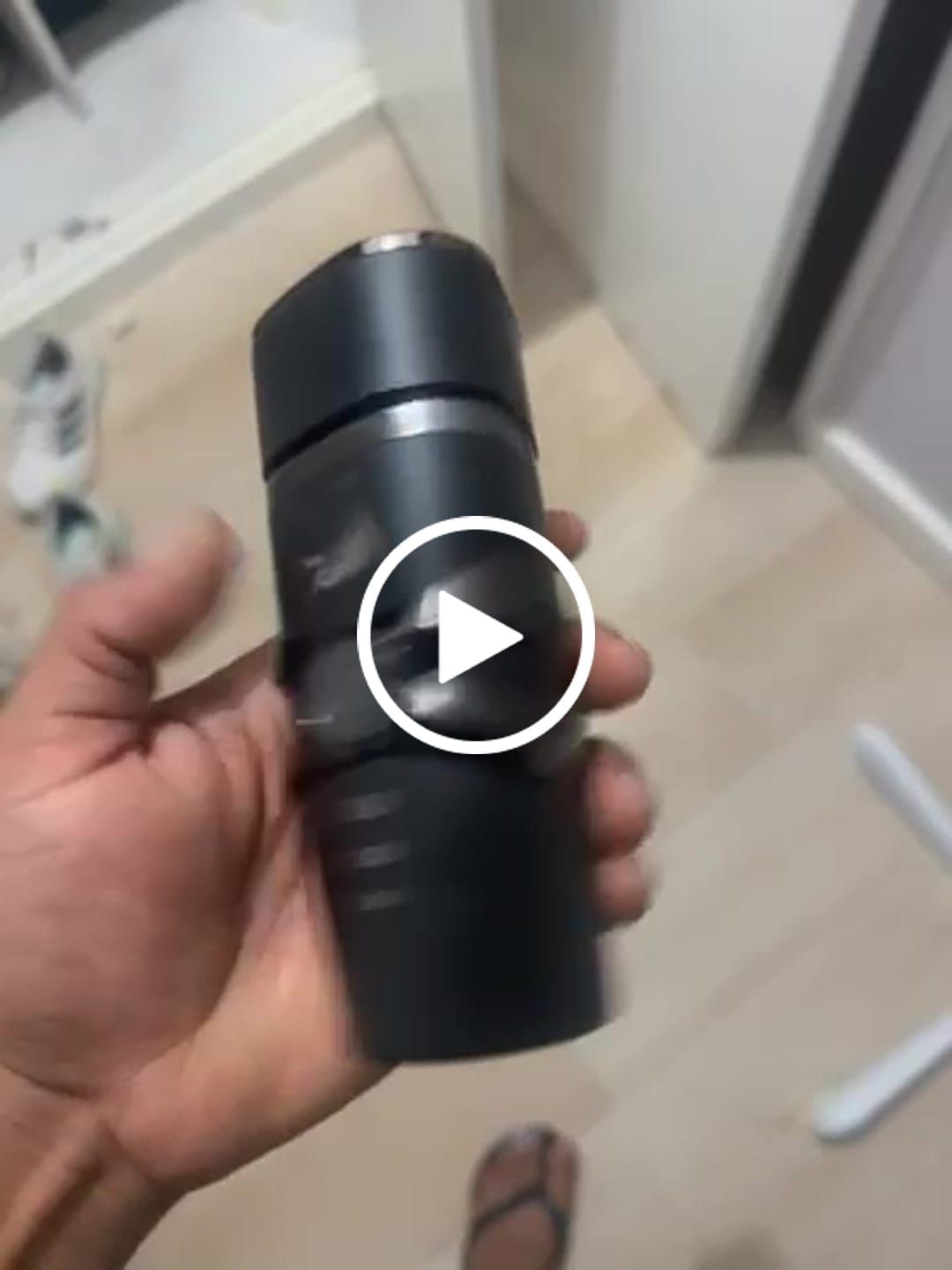 Customer video review of PERFUME ASAD ELIXIR LATTAFA - 100ML