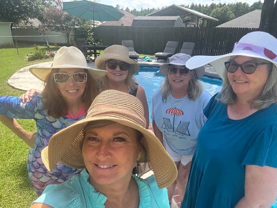 Customer photo review of Deco Sunglasses Chartreuse + Sky Blue