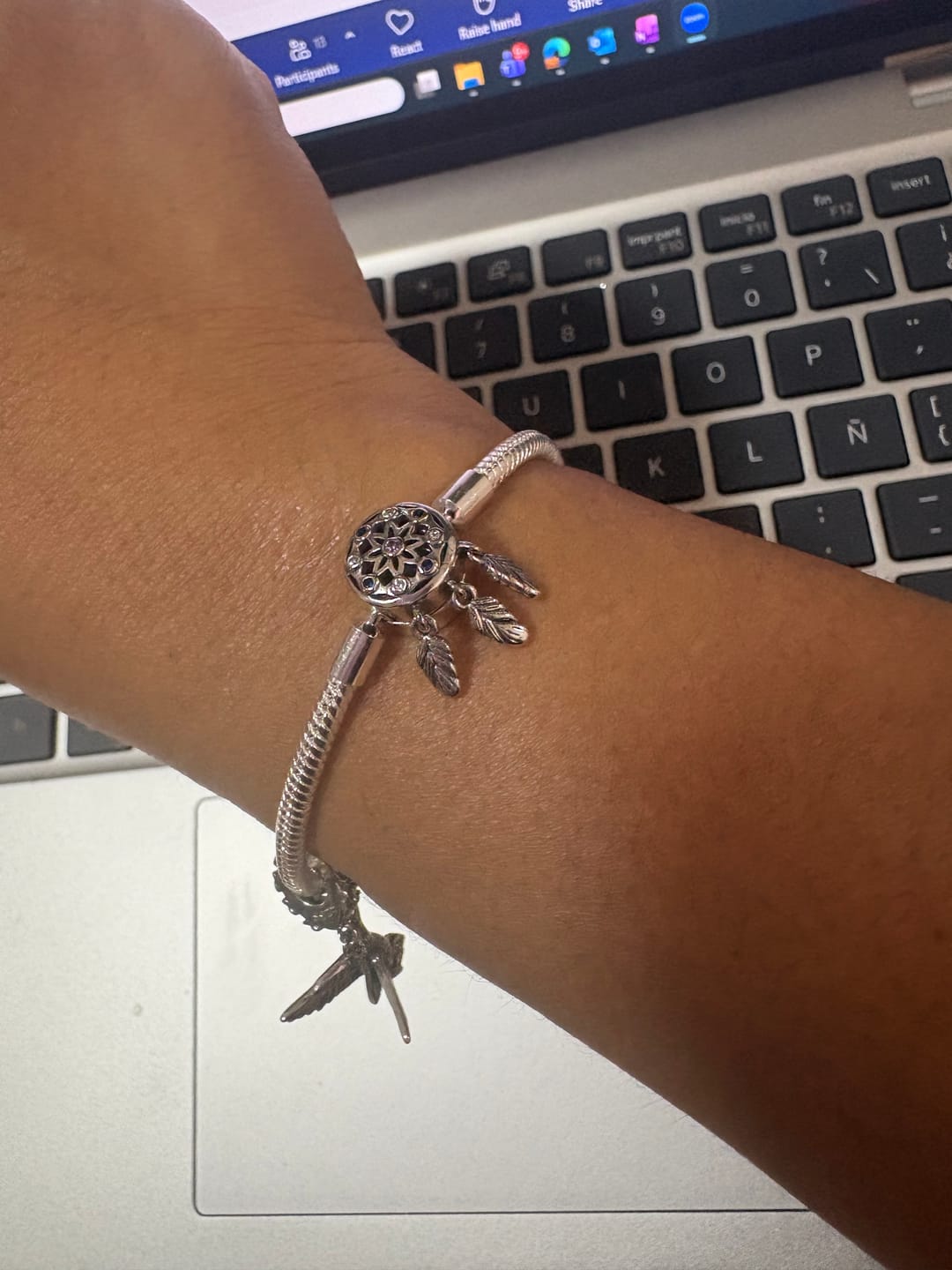 Customer photo review of Pulsera Atrapasueños Floral
