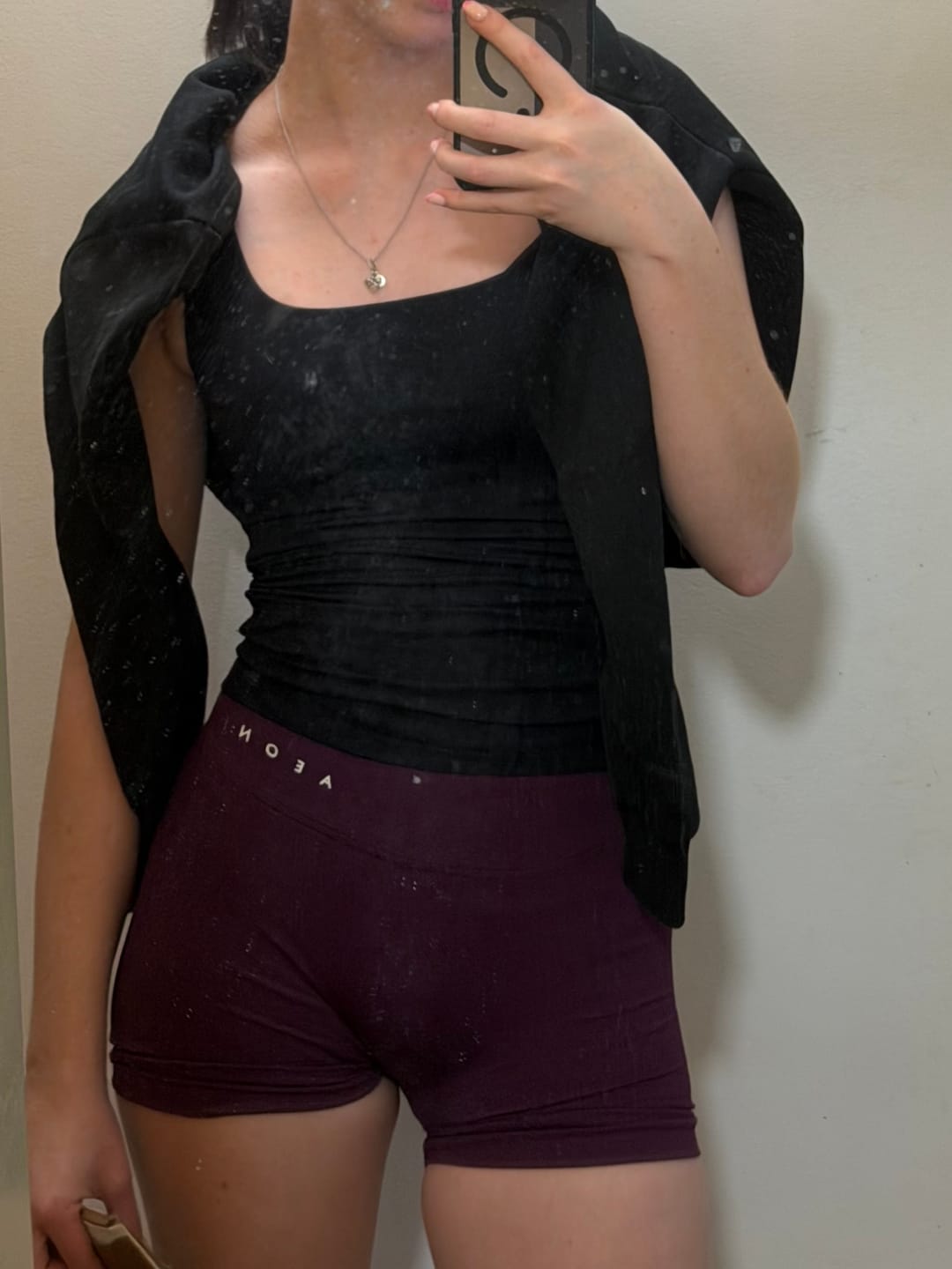 Customer photo review of MOTION SEAMLESS SHORTS V2