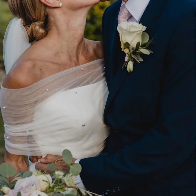 Customer photo review of Off-the-shoulder pearl bridal shawl