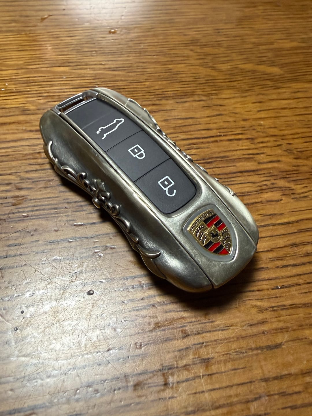 Customer photo review of Porsche Handcrafted Silver Key Case