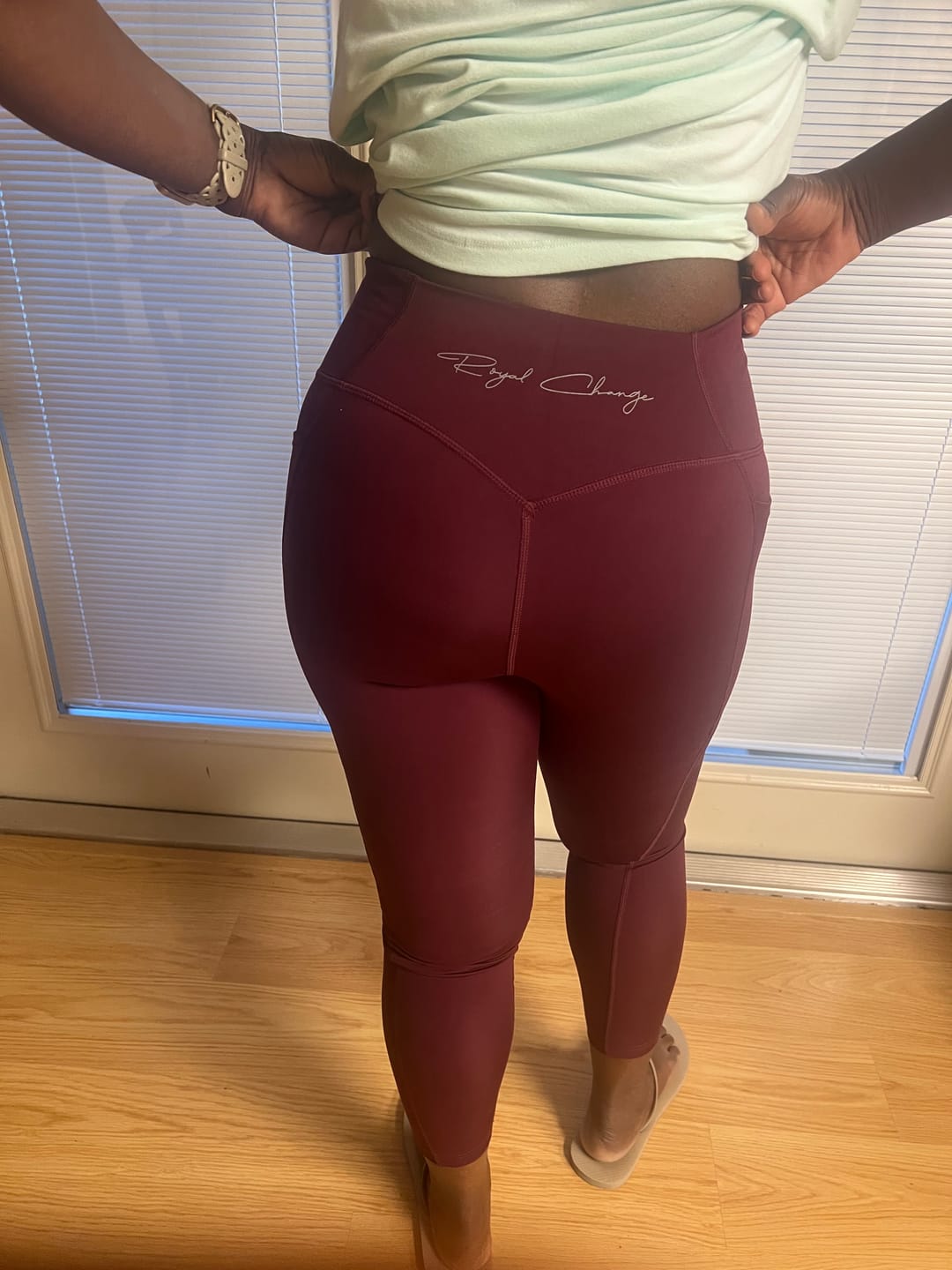 Customer photo review of ESSENCE Full Length Pocket Legging