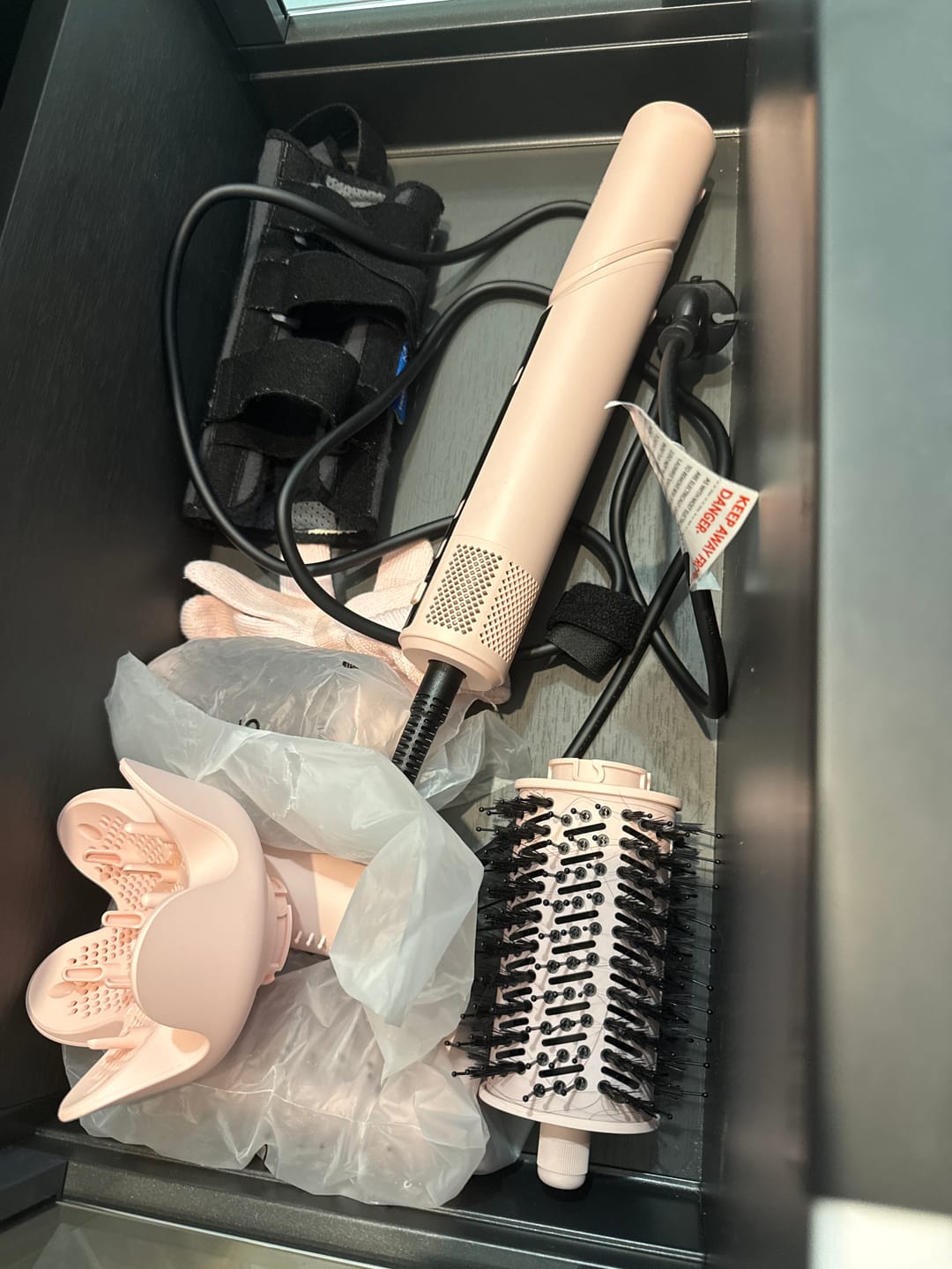 Customer photo review of Celesta® Sèche-cheveux AirStyler 2.0 - 9 en 1 Rose
