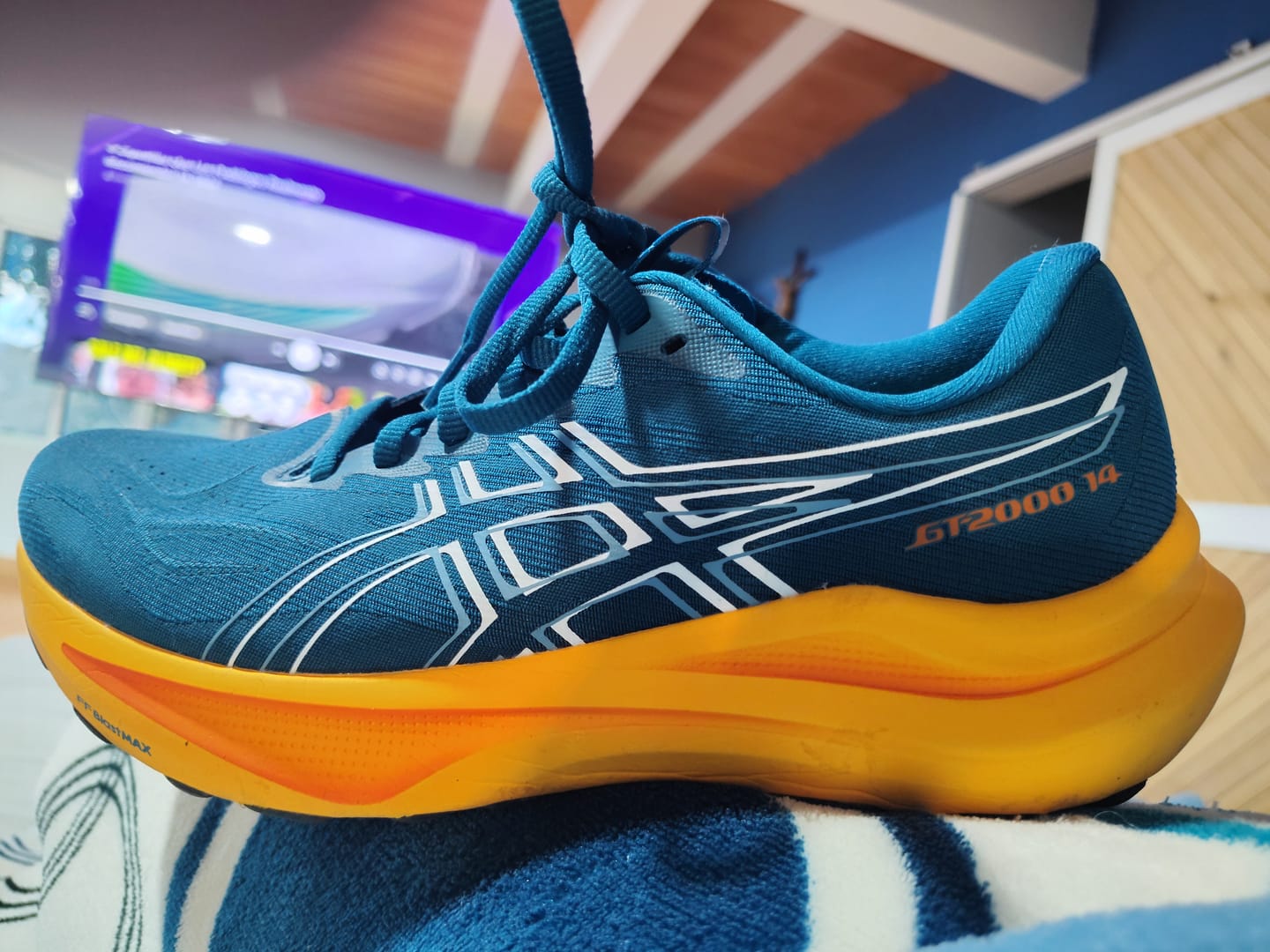 Customer photo review of Asics GT 2000 14 Hombre Dark Teal White