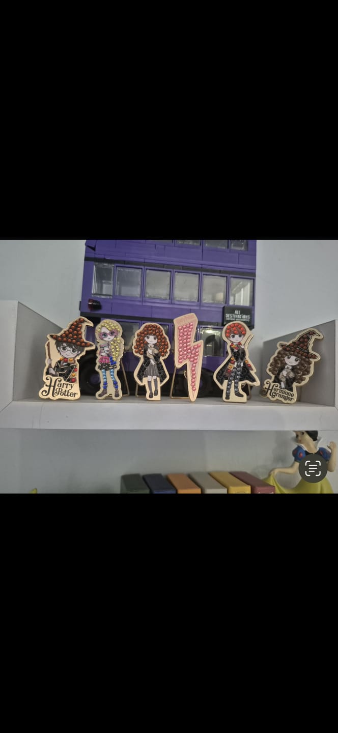 Customer photo review of Harry Potter Crystal Art Pin Badge - Blind Bag