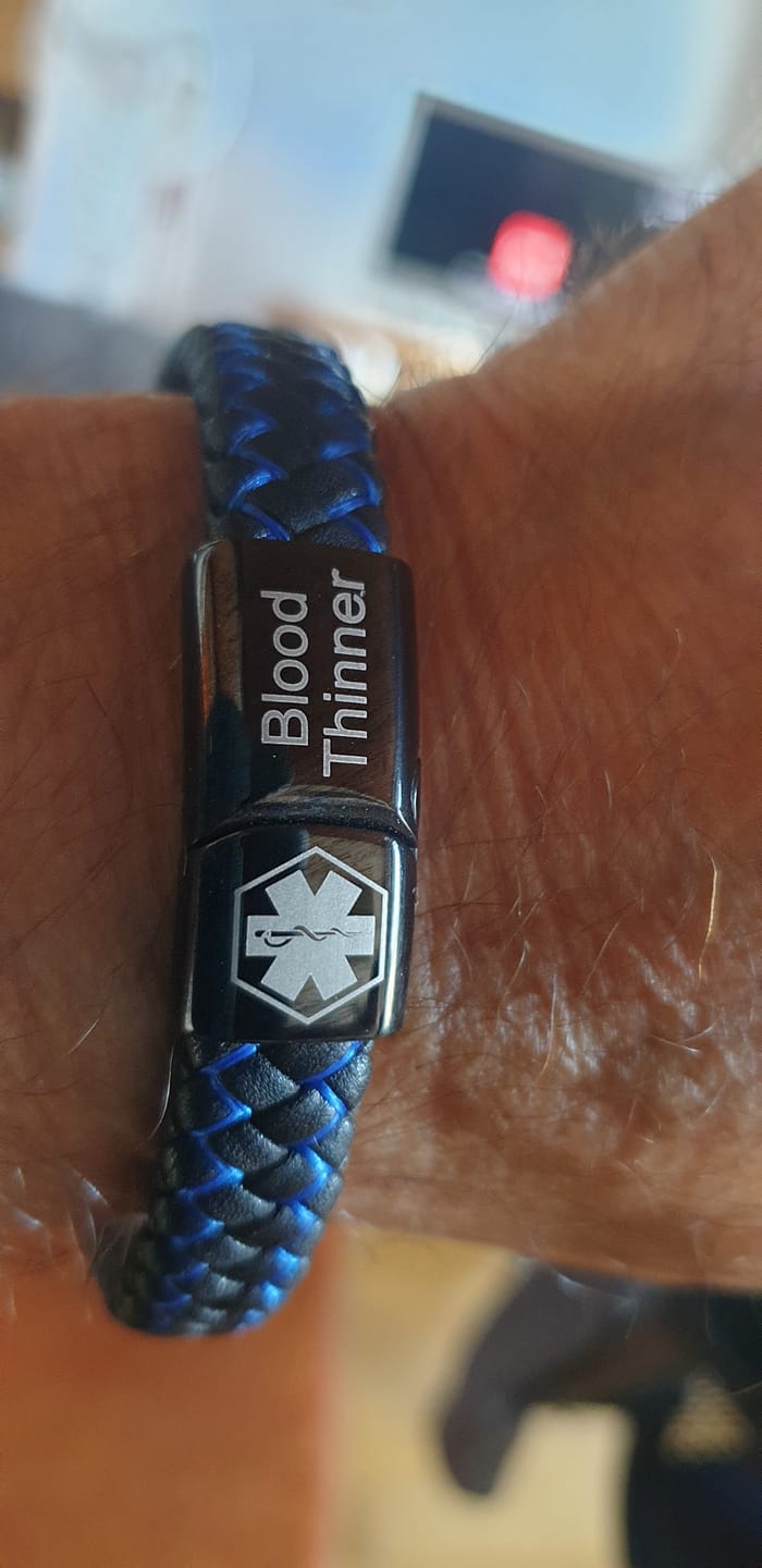 Customer photo review of Medizinisches Notfallarmband