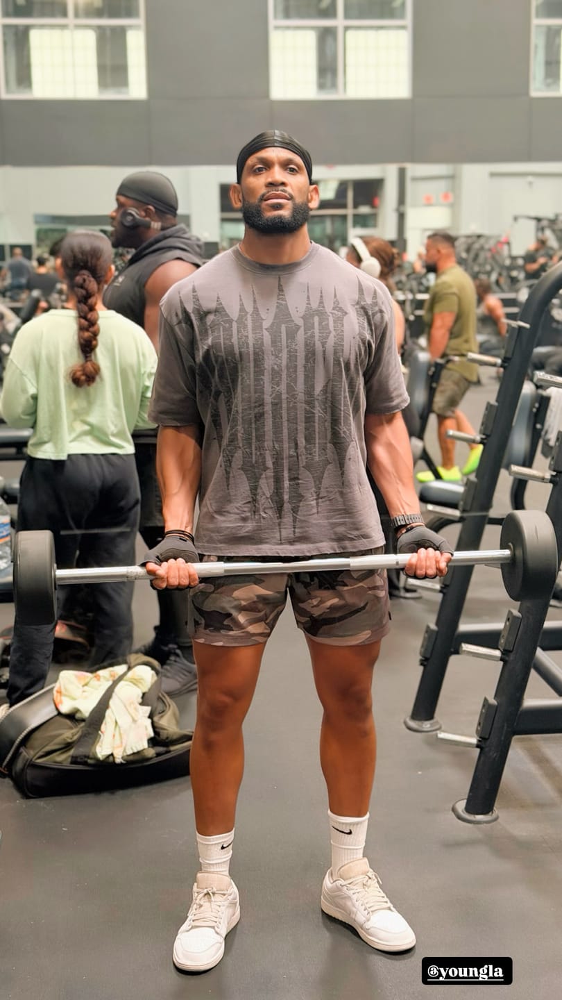 Customer photo review of 4156 - Revenge Tees Spring '25