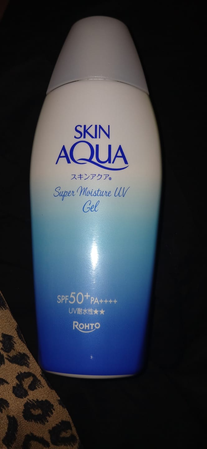Customer photo review of Skin Aqua Super Moisture UV Gel 110g – Value Size Sunscreen SPF50+ PA++++
