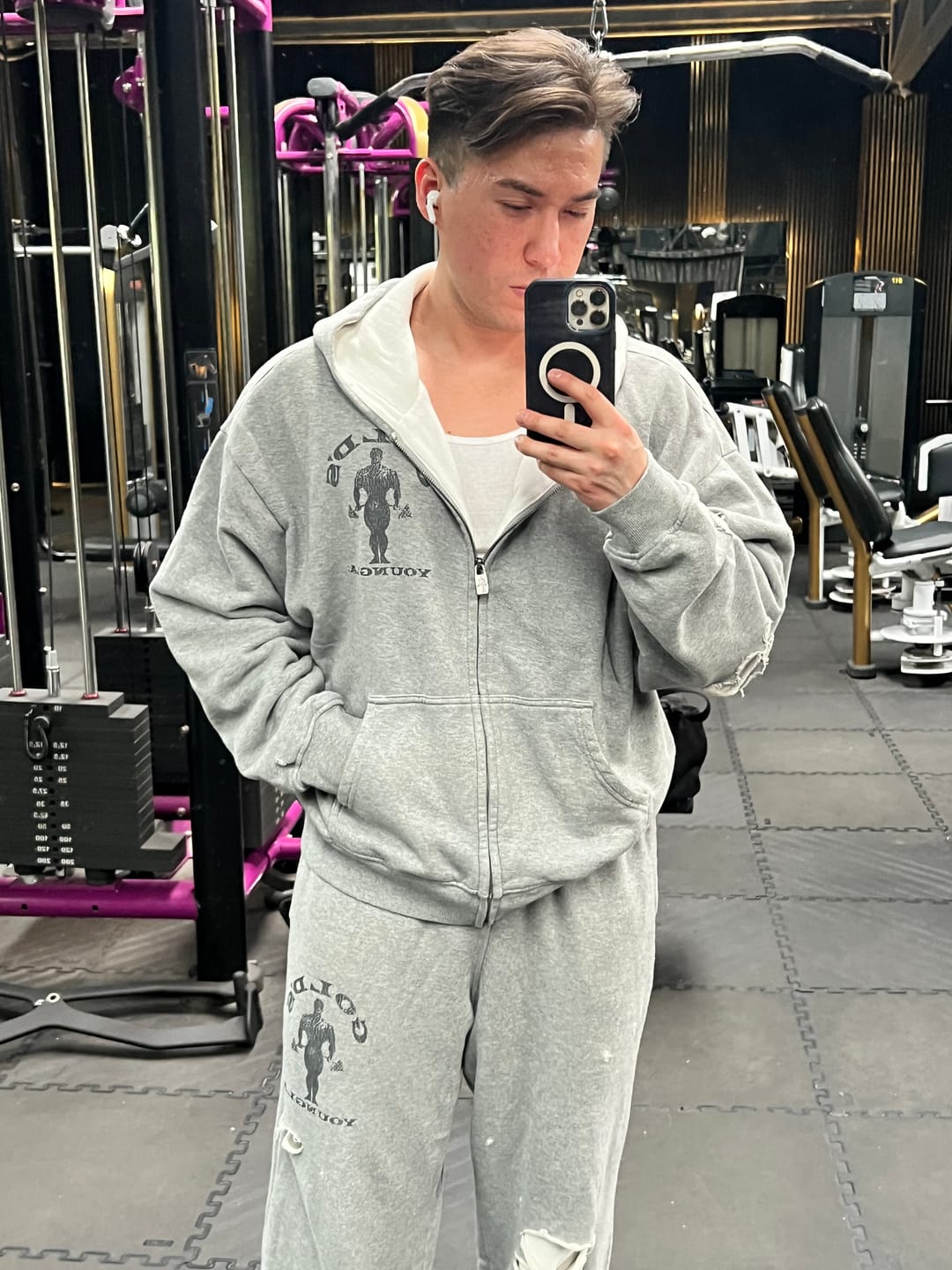 Customer photo review of 2054 - Gold's Iron Legacy Layered Joggers