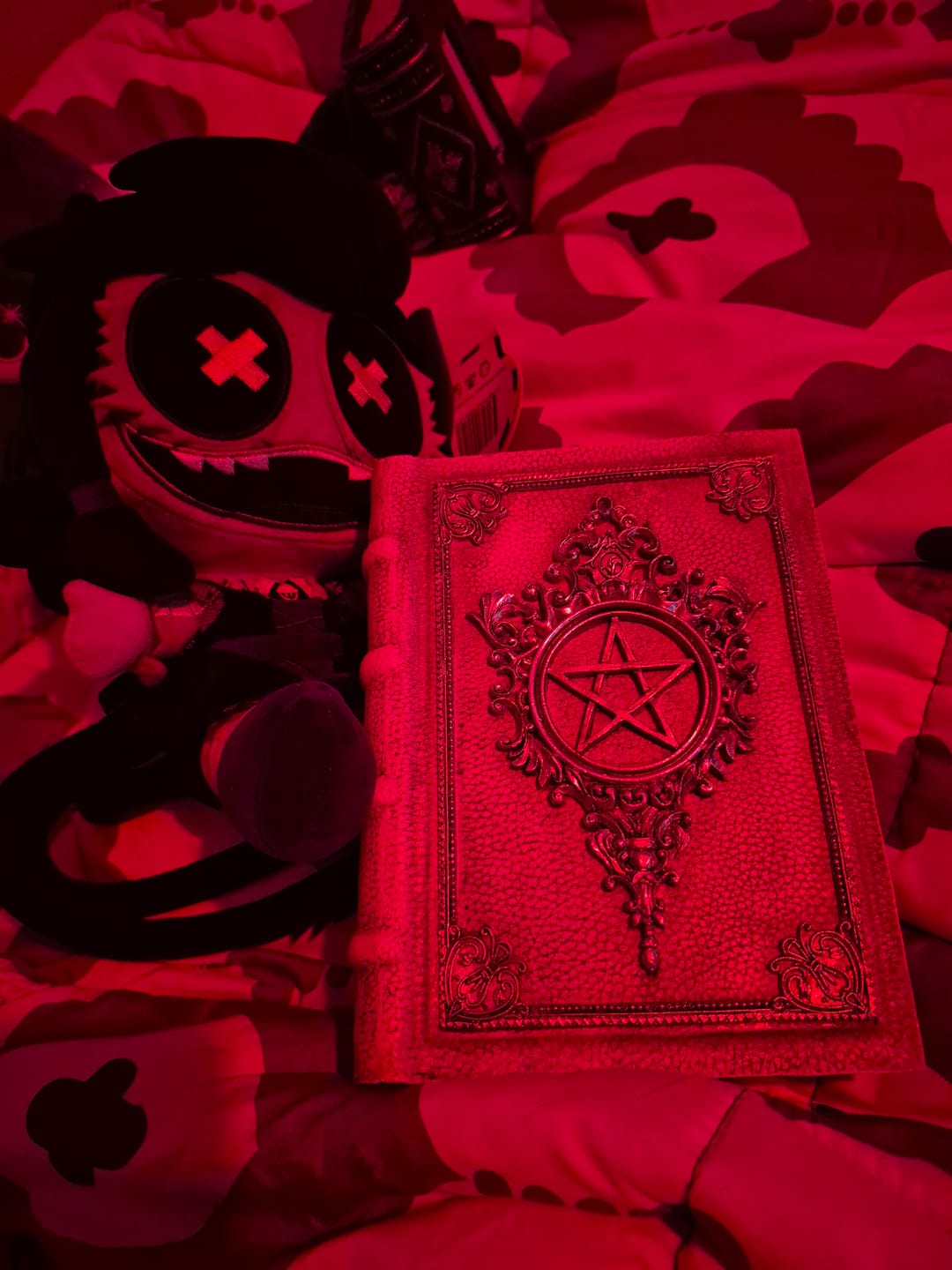 Customer photo review of Cyn Plush