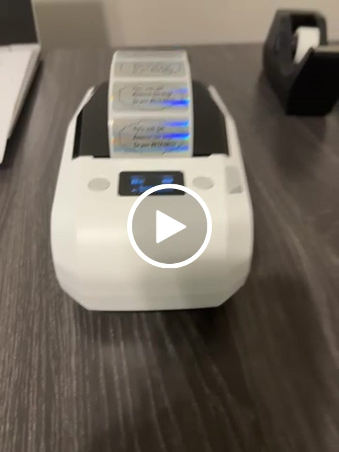 Customer video review of NIIMBOT M2 Thermal Transfer Label Maker, Smart Color Printing with Phones & PC for Office, Lab, Vial Bottle