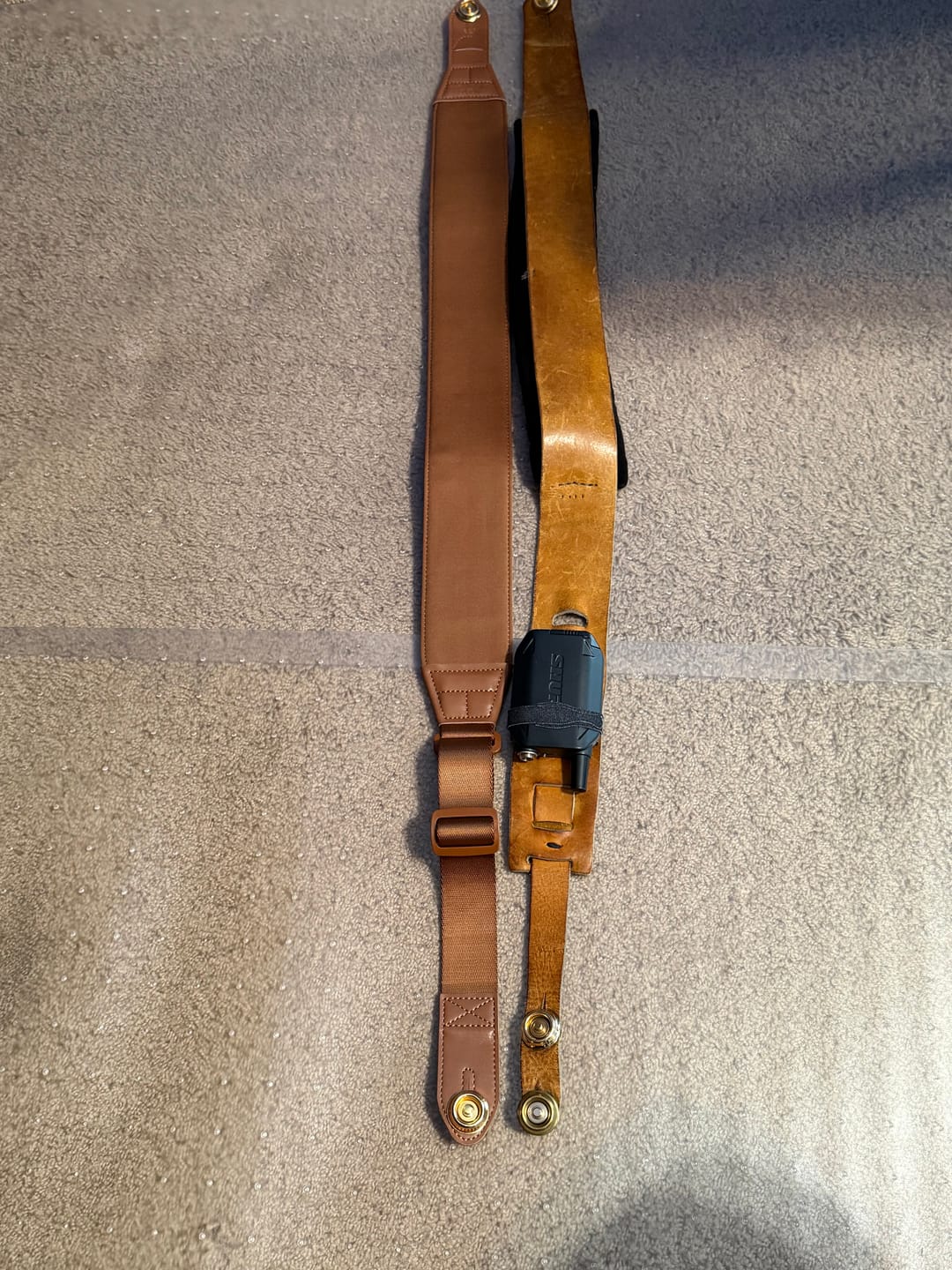 Customer photo review of SLIM Zero-Gravity Guitar & Bass Strap | 2.5" Weight Relief Pad