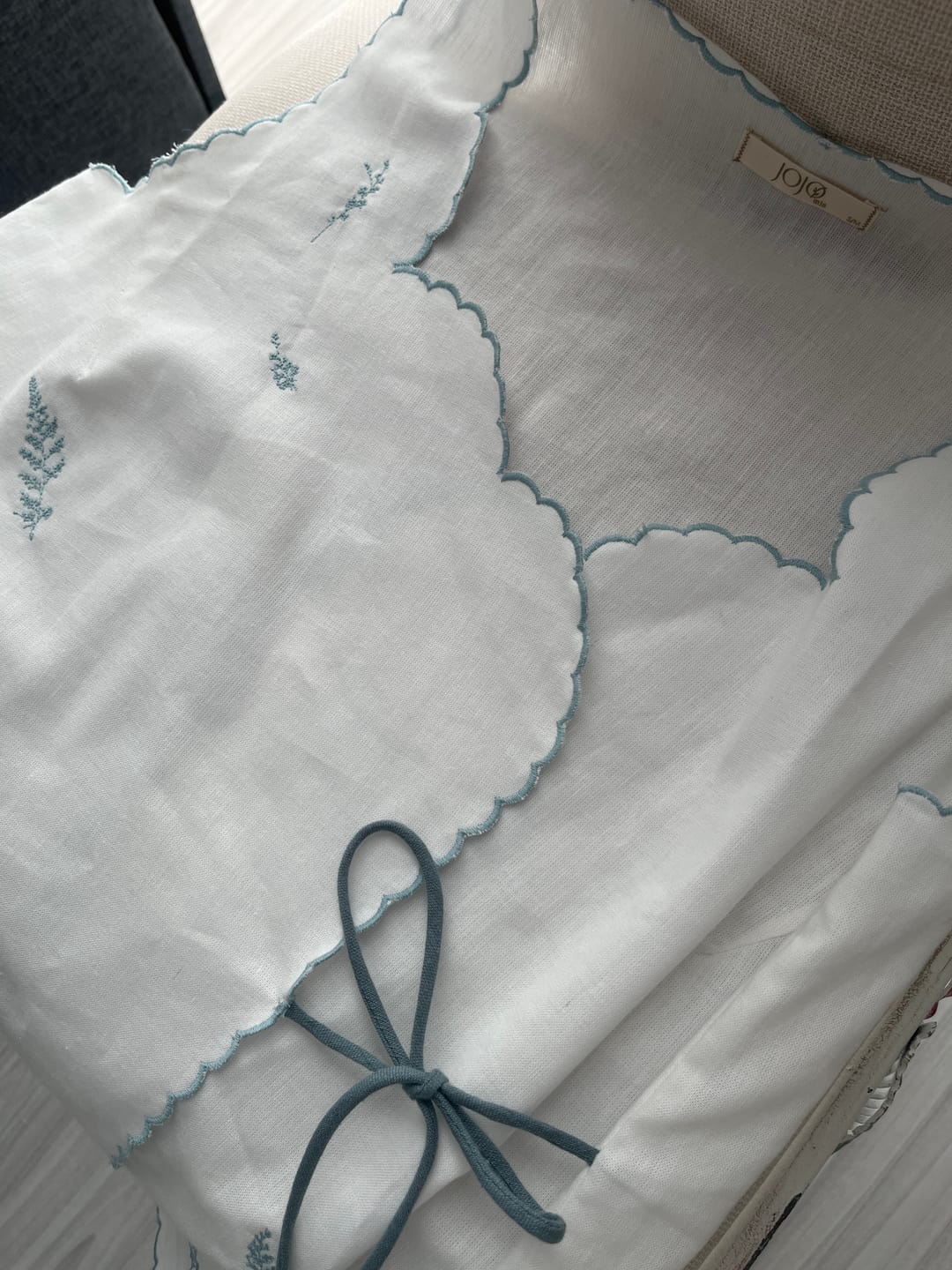 Customer photo review of Miri Kadın Kolsuz Üst
