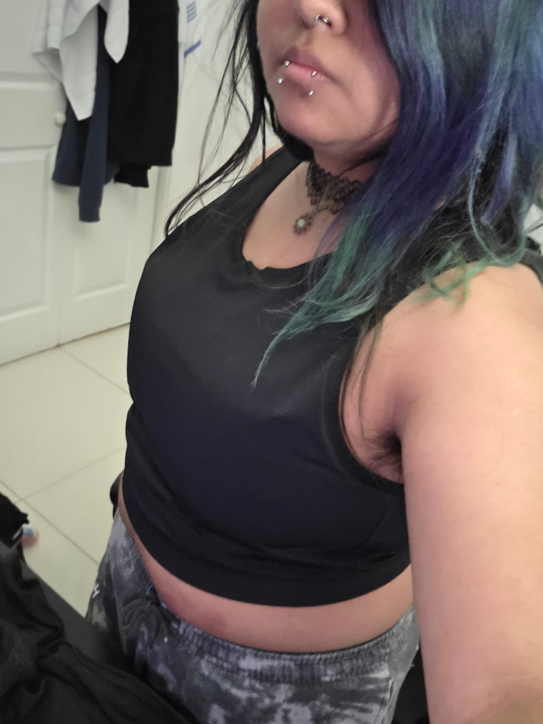 Customer photo review of Mesh Back Comfort Band Binder Black
