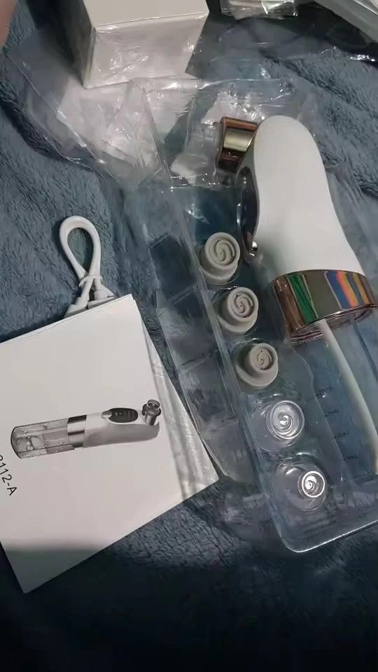 Customer photo review of Super Micro Bubble Hydra Facial Machine