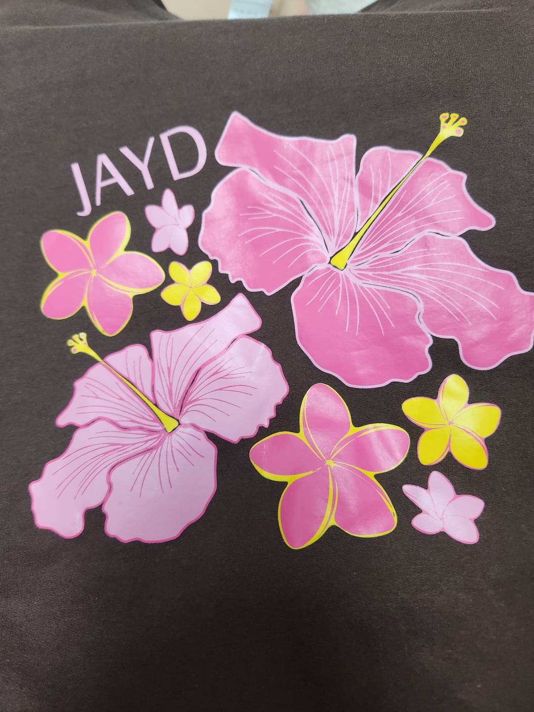Customer photo review of JAYD T-shirt - Hibiscus Haven