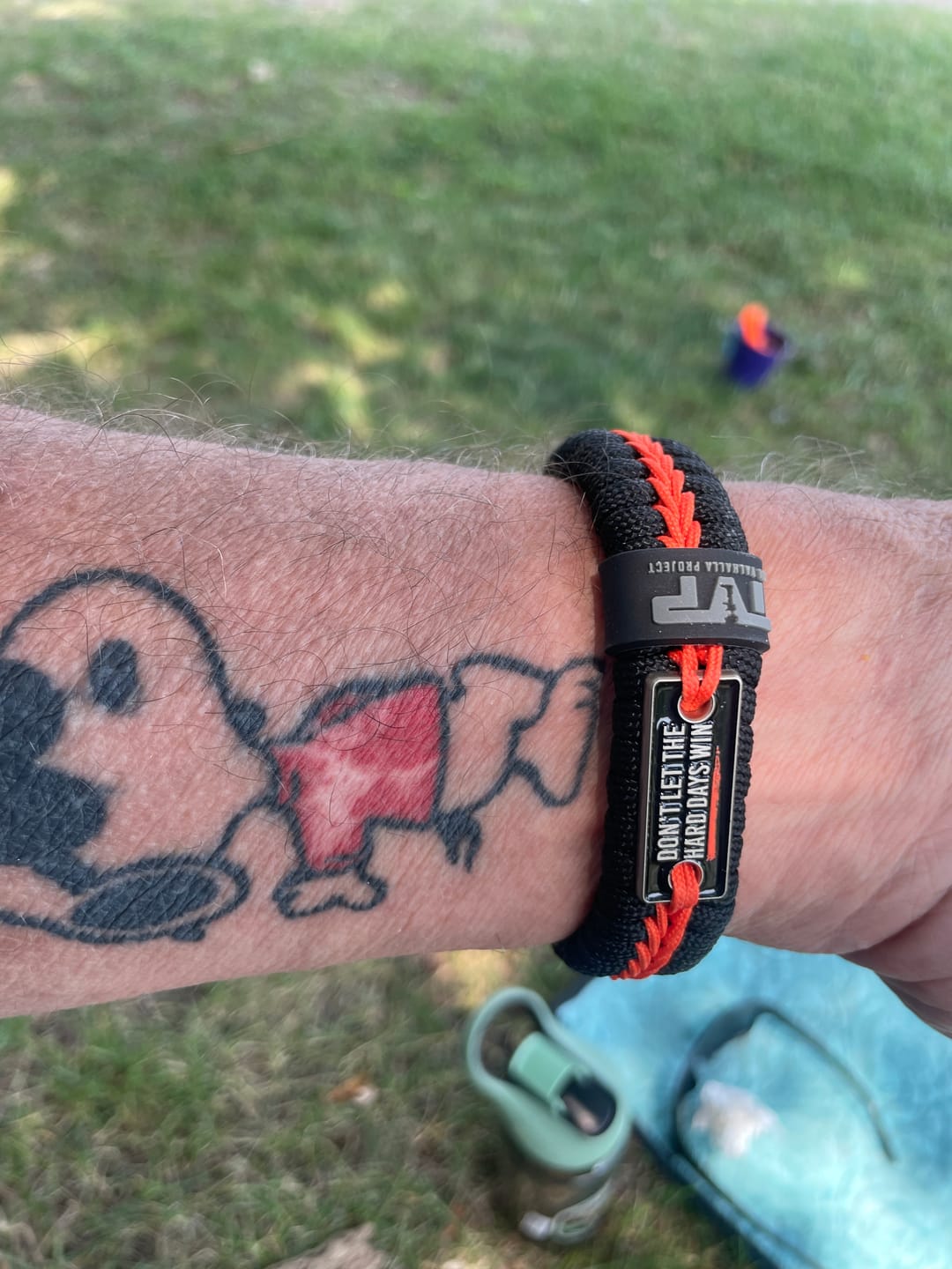 Customer photo review of Hard Days - Paracord Bracelet