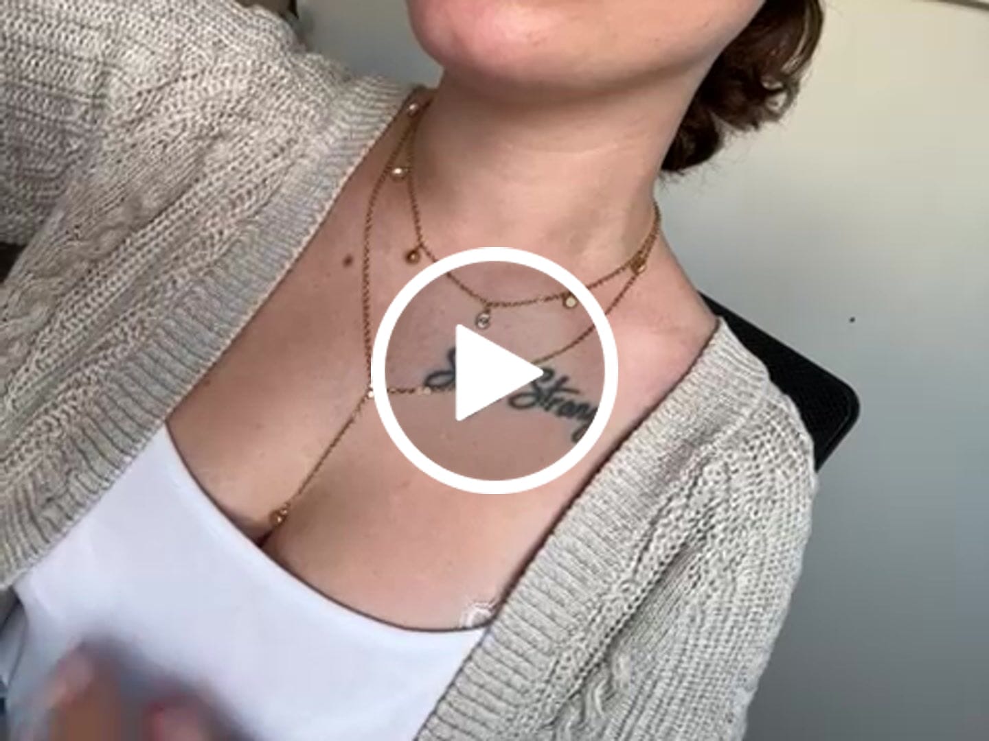 Customer video review of Alessia Halskette | 18K vergoldet