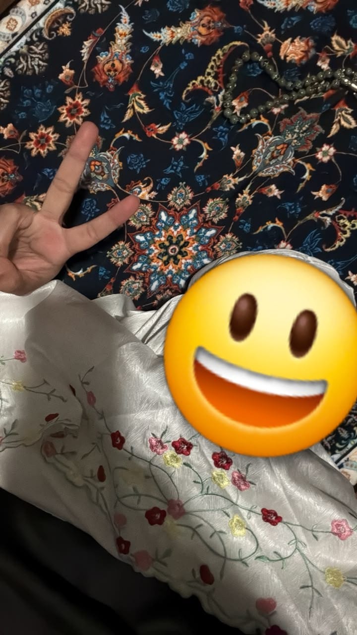 Customer photo review of Firdaws Padded Prayer Mat