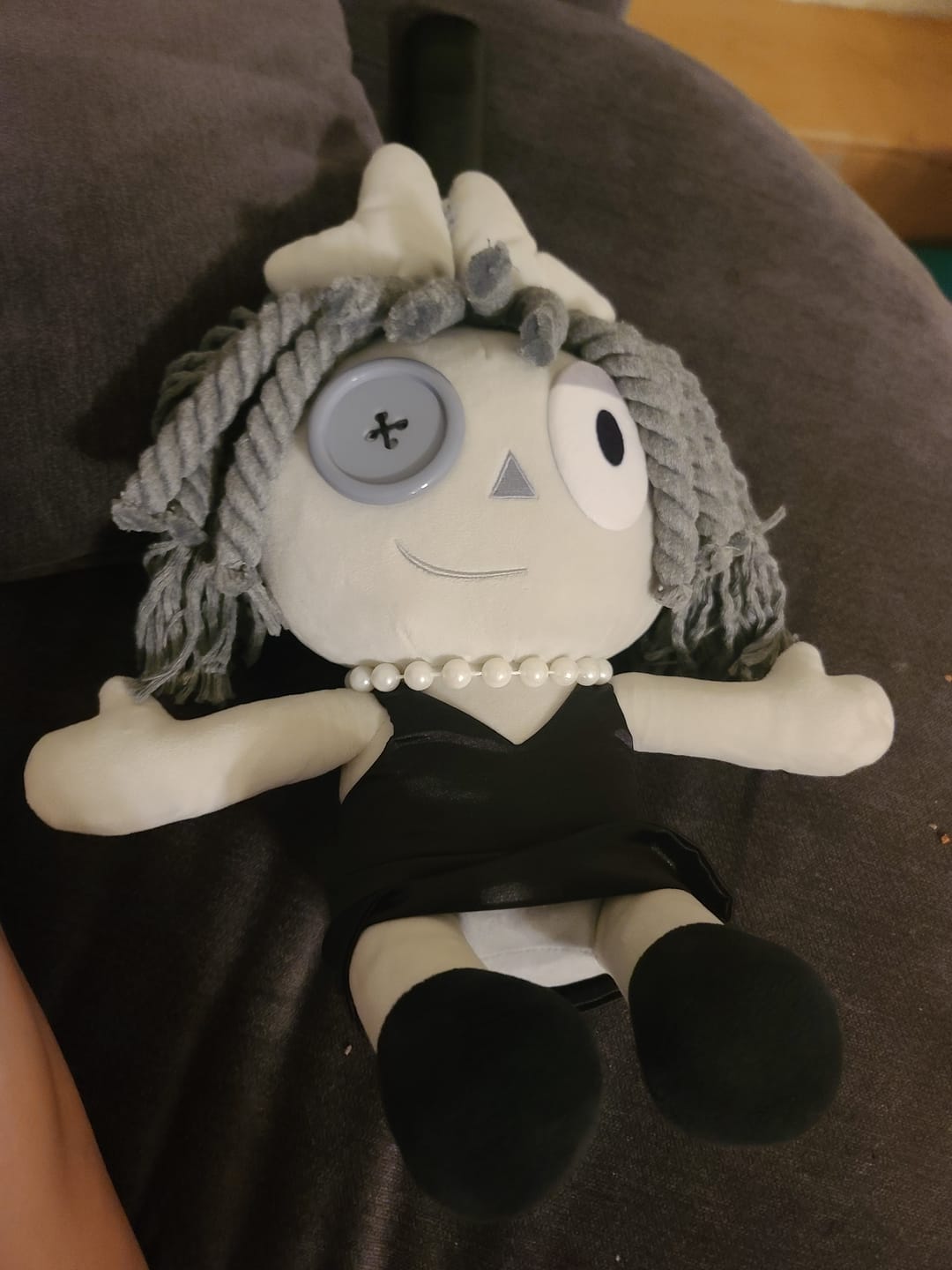 Customer photo review of Noir Ragatha Plush