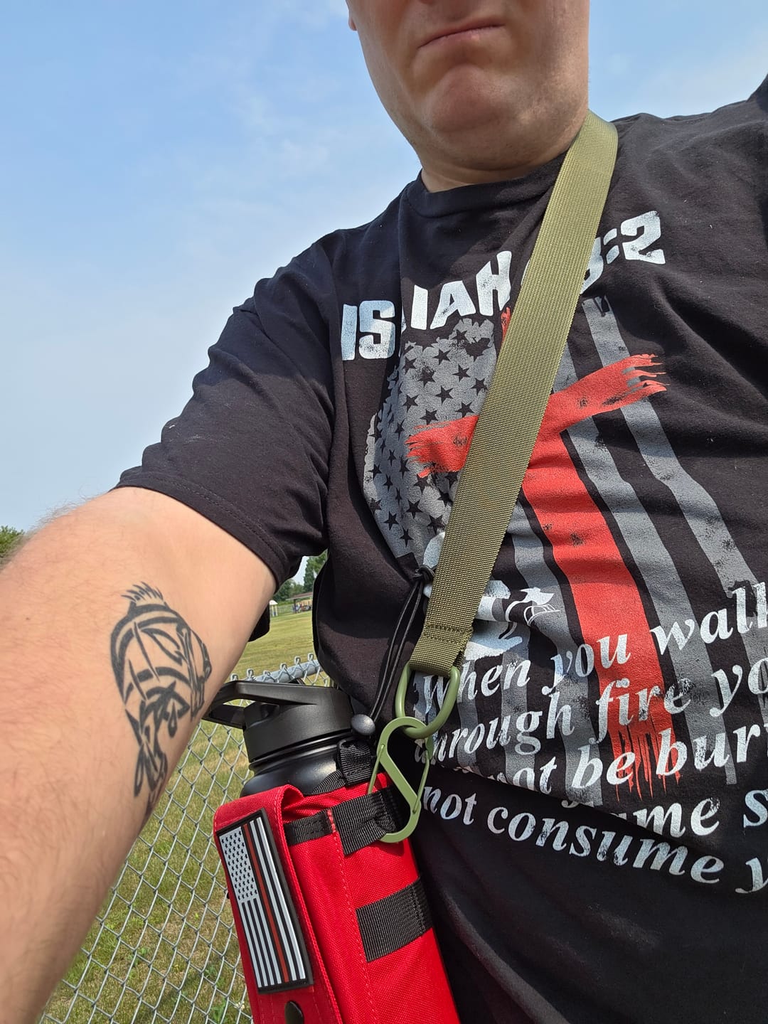 Customer photo review of 32oz Compact Battle Bottles