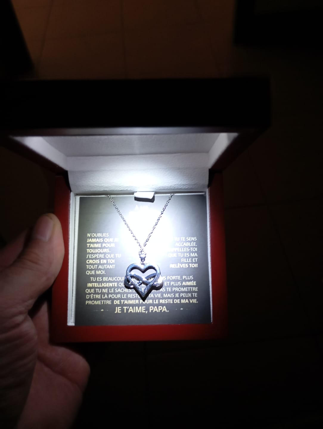 Customer photo review of À ma Fille - Collier Cœur Infini