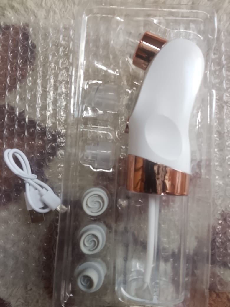 Customer photo review of Super Micro Bubble Hydra Facial Machine